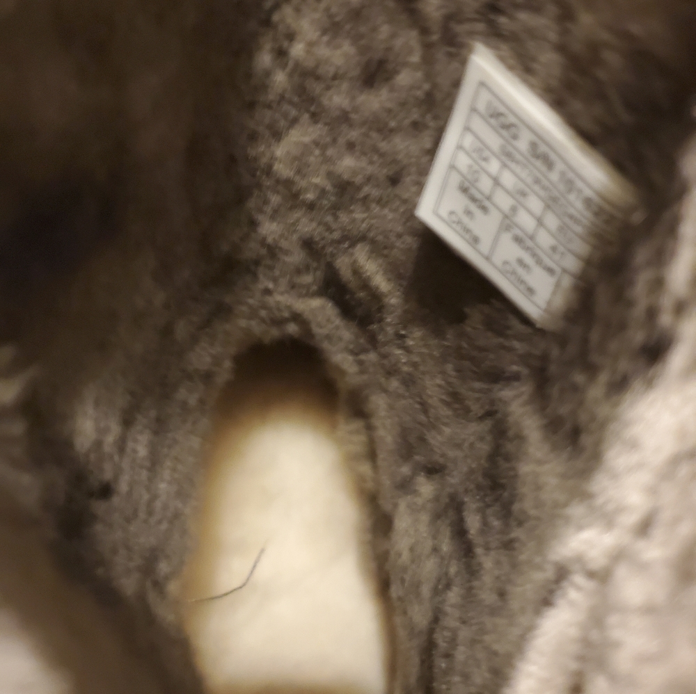 Ugg Class Ii Short Boot Size 10 - image 4